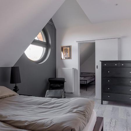 Noclegi Liw Apartments Hotel Apartamenty แวกรูฟ ภายนอก รูปภาพ